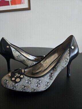 Vintage GUESS Monogram Canvas Pumps with Buckle Accent - Size 9M